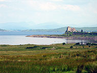 Blick zum Duart Castle auf Mull