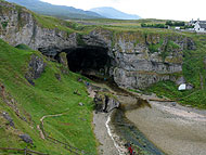 Höhleneingang der Smoo Cave