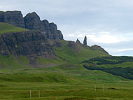 Gesamtansicht des Storr-Massivs