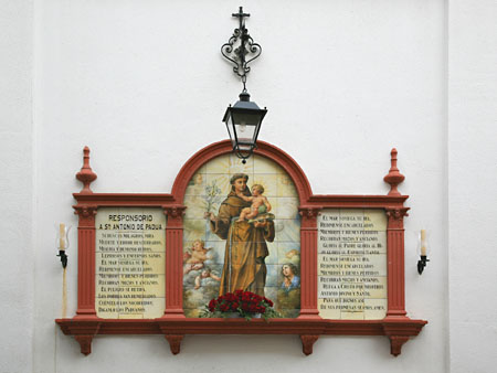 Sevilla - Wandbild an der Iglesia de san Pedro