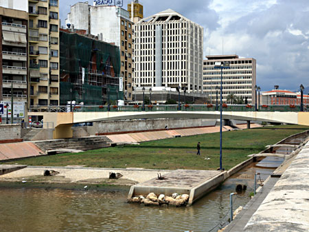 Málaga - Flußbett des Rio Guadalmedina